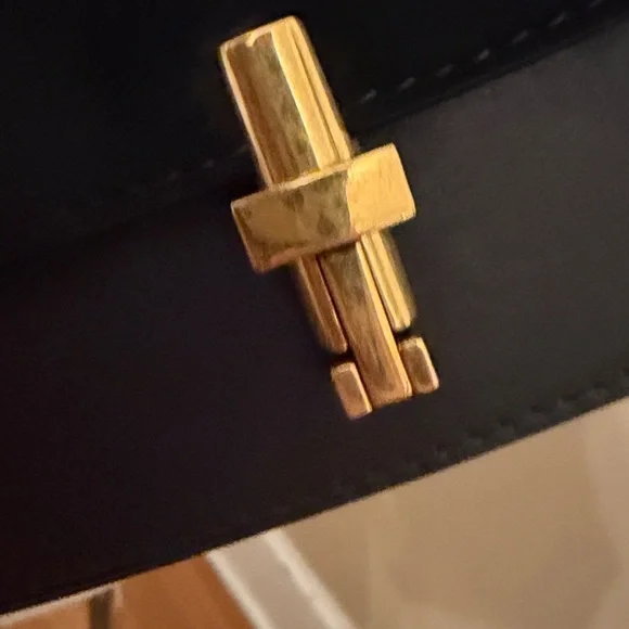 THE ROW sofia e/w crossbody bag black leather and suede - Picture 8 of 13